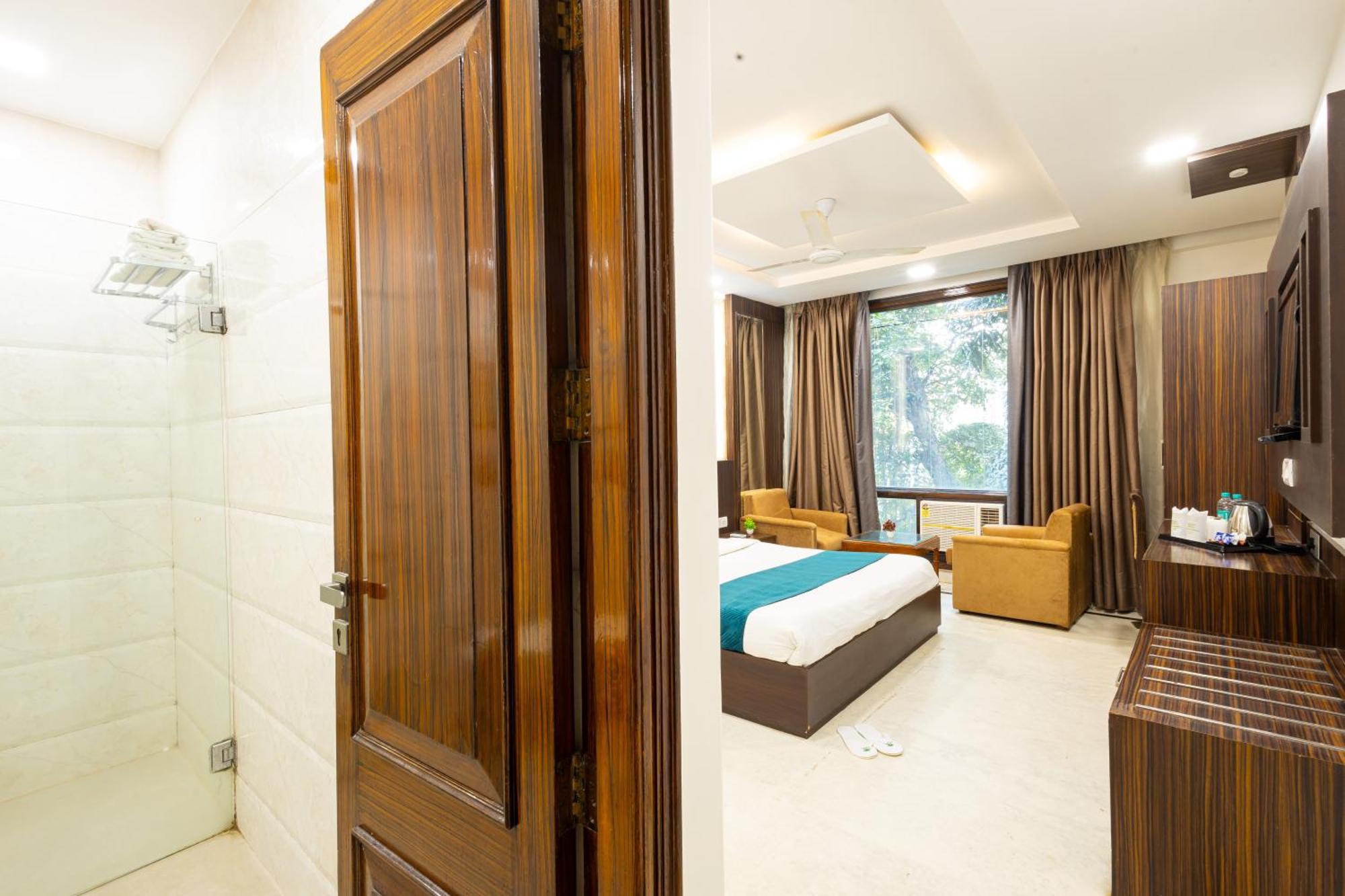 Hotel Panickers Residency - Ajmal Khan Market Near Karol Bagh Metro Deli Exterior foto