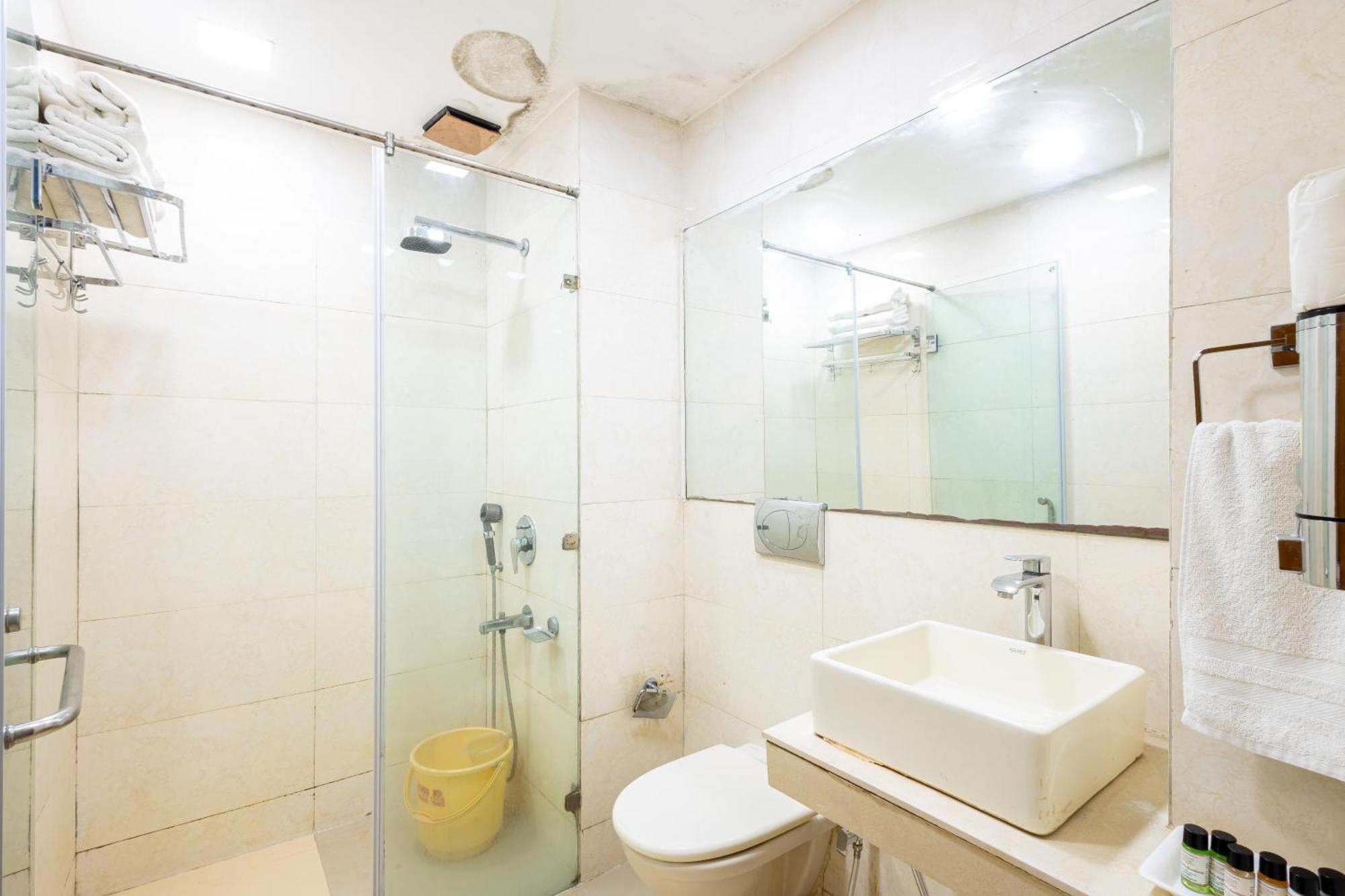 Hotel Panickers Residency - Ajmal Khan Market Near Karol Bagh Metro Deli Exterior foto